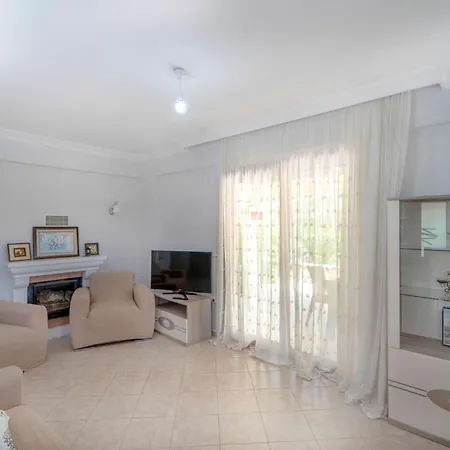 Vila Chic With Pool And Garden 9 Min To Beach Fethiye